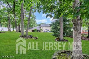 11 Dunbarton Drive Jackson NJ 08527