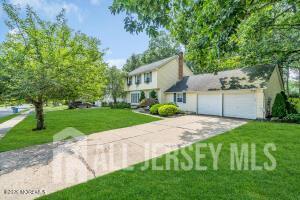 11 Dunbarton Drive Jackson NJ 08527