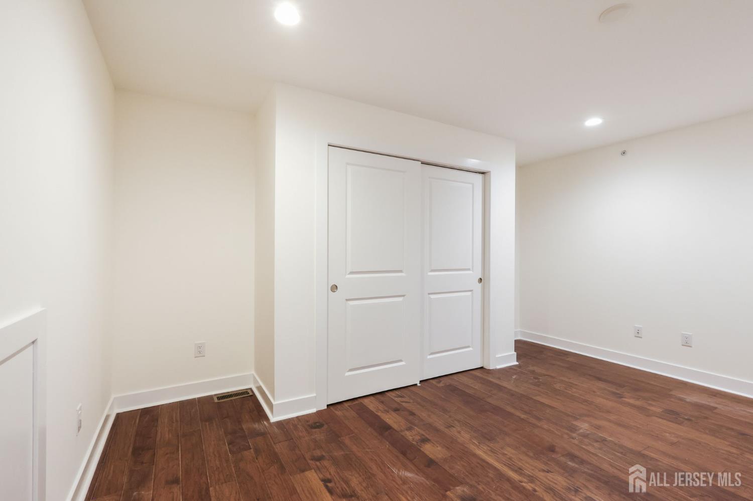 83 Riverwalk Plainsboro NJ 08536