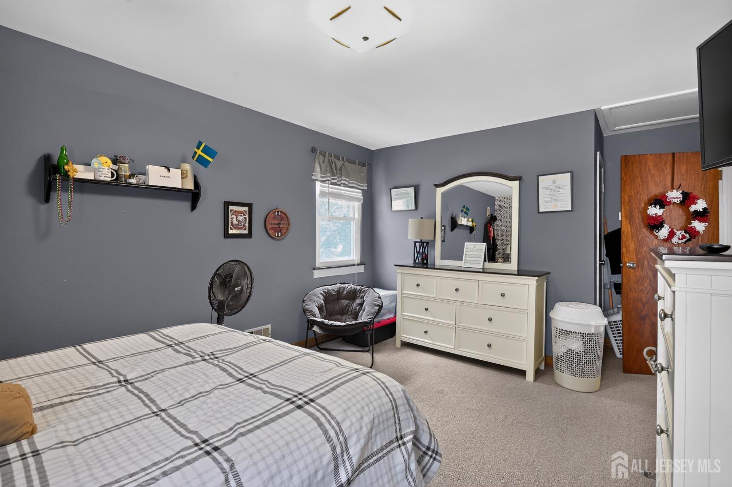 4 Windsor Road Howell NJ 07731