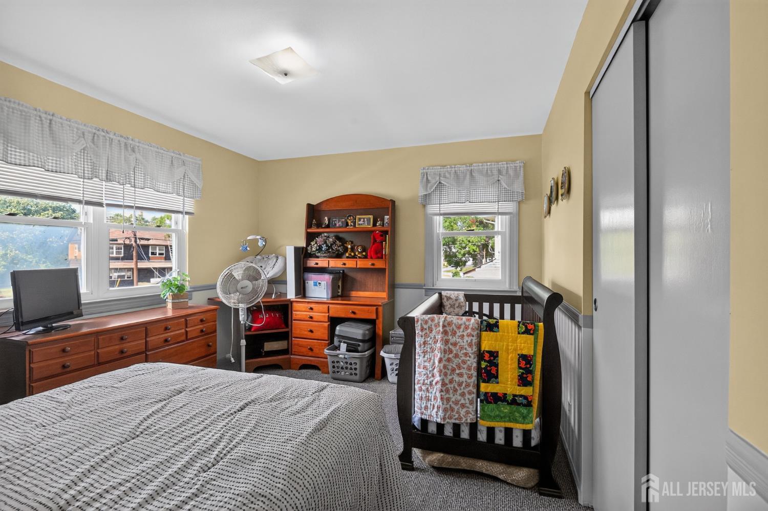 4 Windsor Road Howell NJ 07731