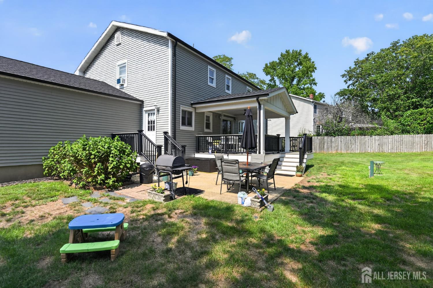 4 Windsor Road Howell NJ 07731