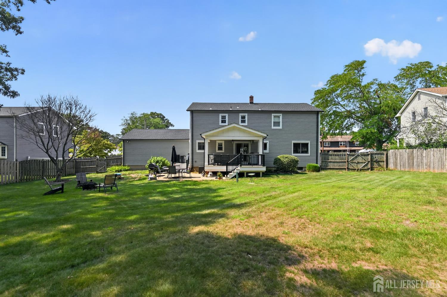 4 Windsor Road Howell NJ 07731