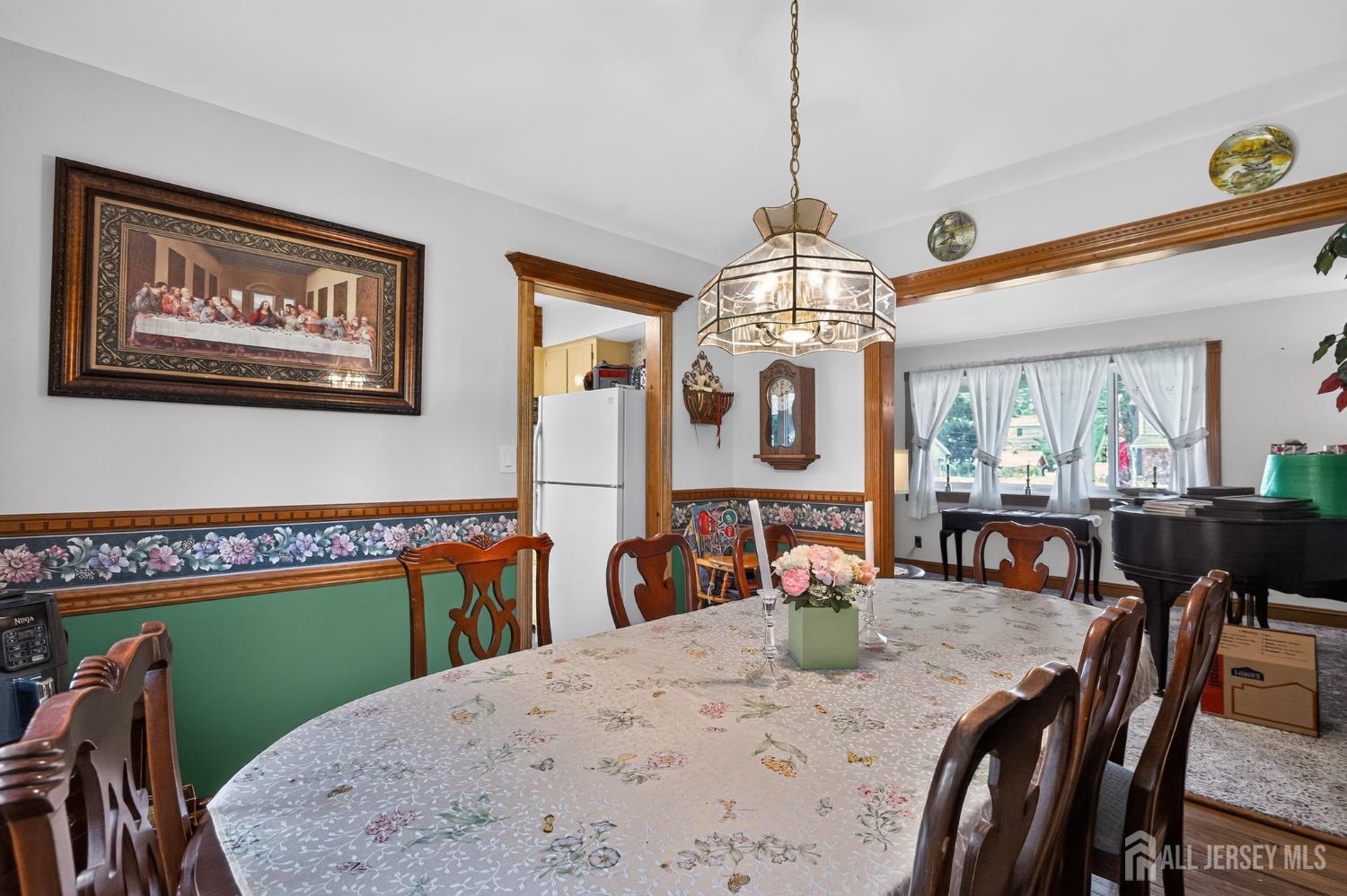4 Windsor Road Howell NJ 07731