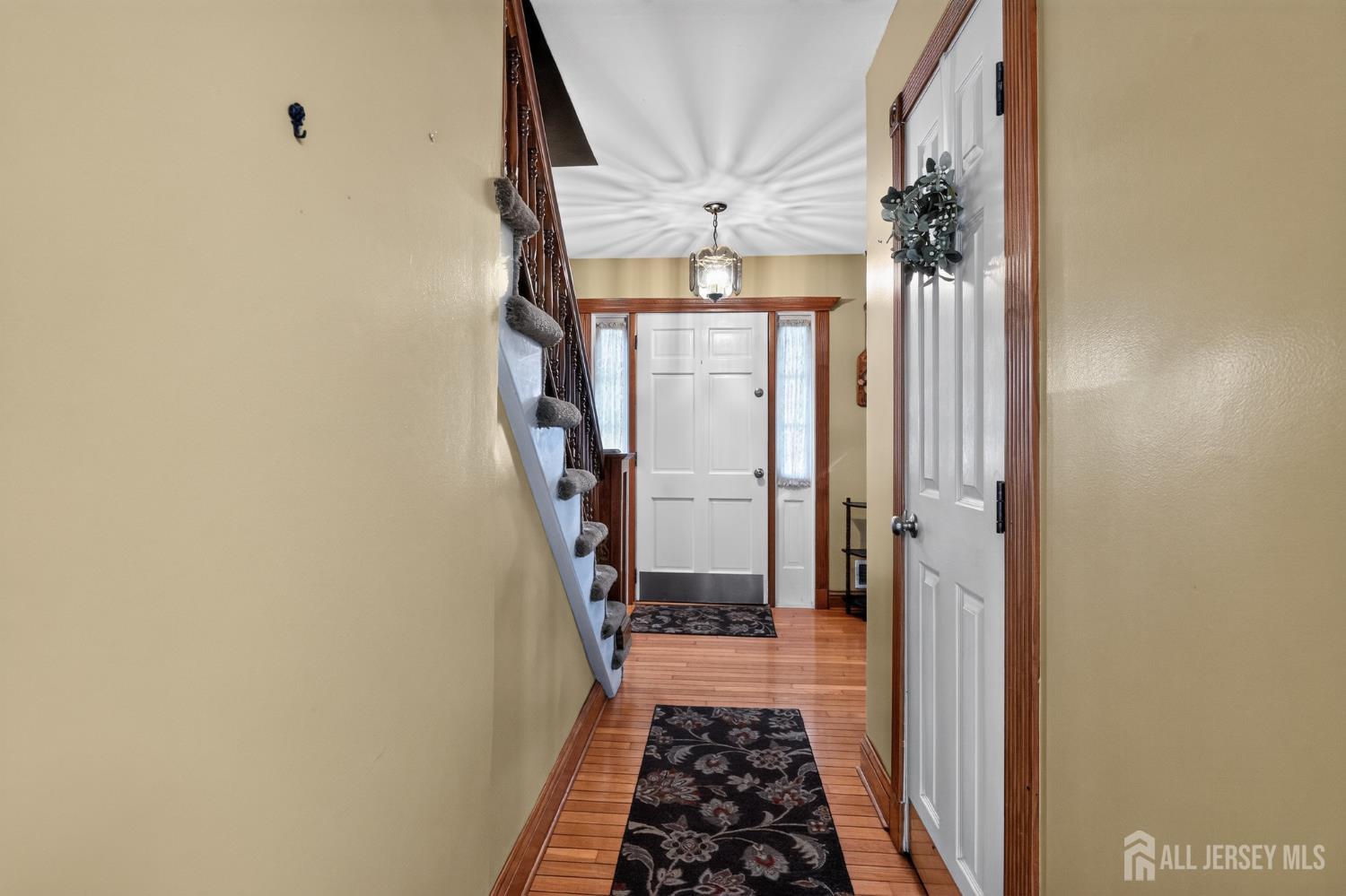 4 Windsor Road Howell NJ 07731