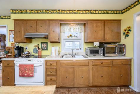 613 Winthrop Drive Lacey NJ 08731