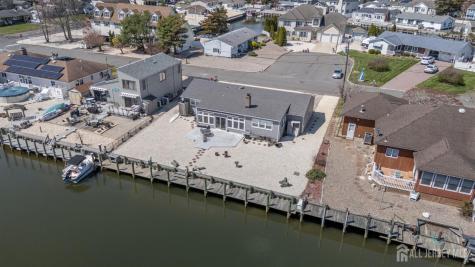 613 Winthrop Drive Lacey NJ 08731