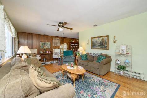 613 Winthrop Drive Lacey NJ 08731