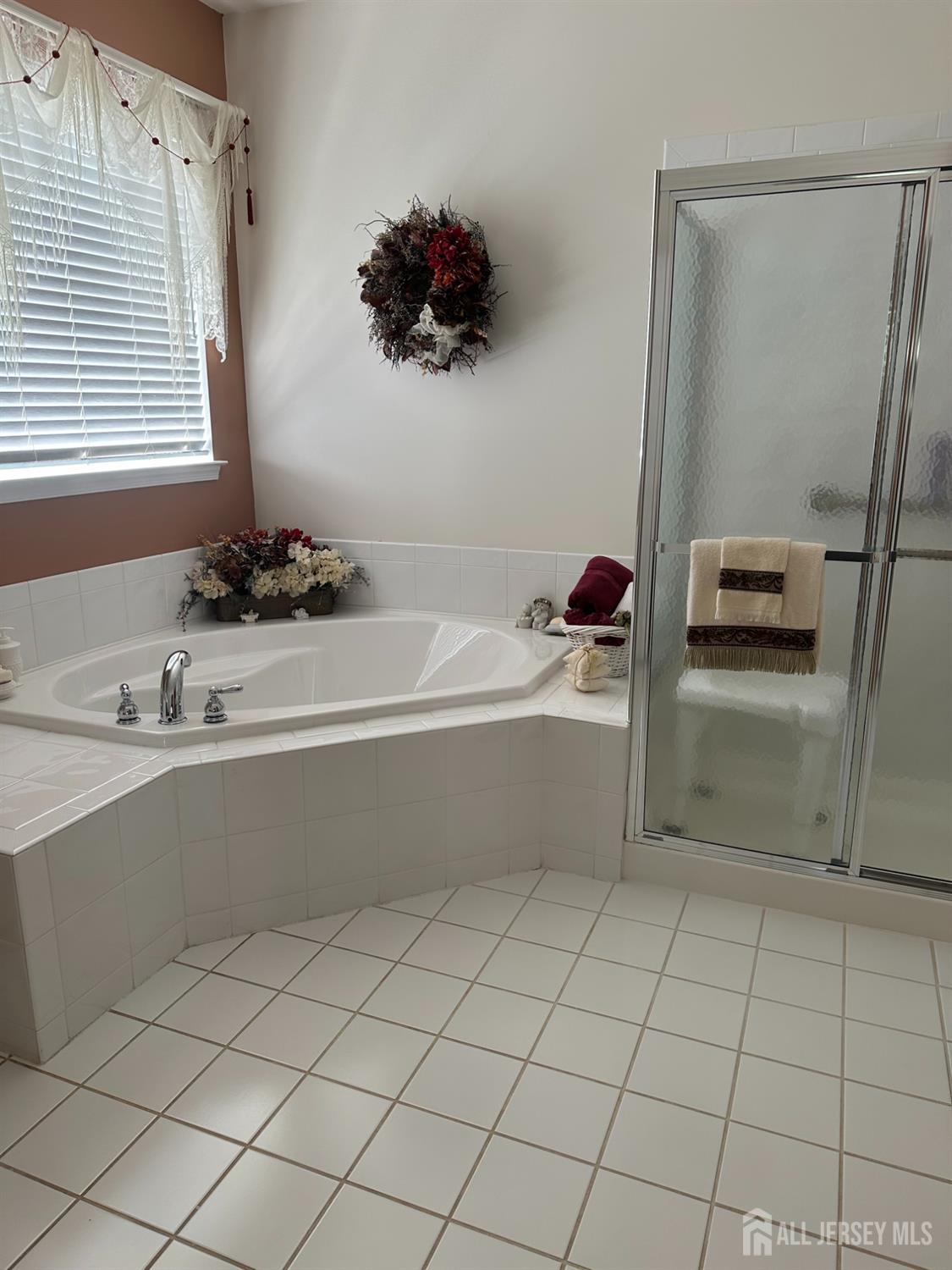 17 Burholme Drive Hamilton NJ 08691