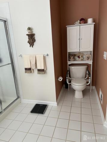 17 Burholme Drive Hamilton NJ 08691