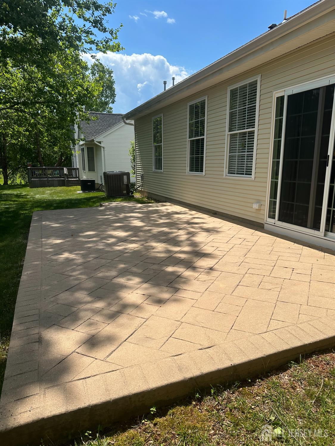 17 Burholme Drive Hamilton NJ 08691
