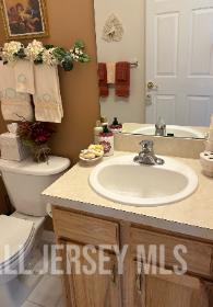 17 Burholme Drive Hamilton NJ 08691