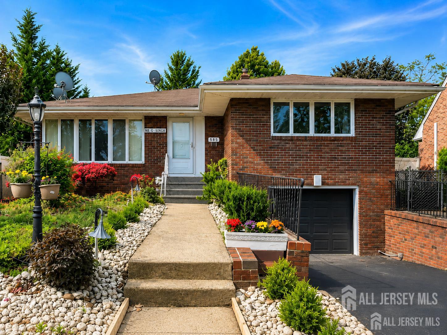 585 Noe Avenue Woodbridge Proper NJ 07095