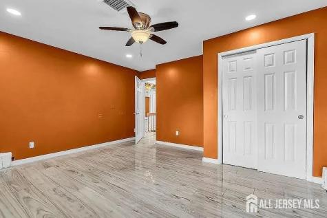 585 Noe Avenue Woodbridge Proper NJ 07095