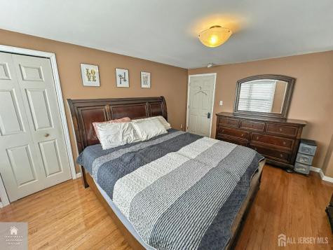 37 Boehmhurst Avenue Sayreville NJ 08872