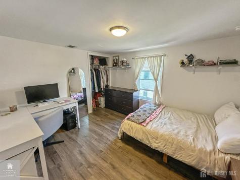 37 Boehmhurst Avenue Sayreville NJ 08872