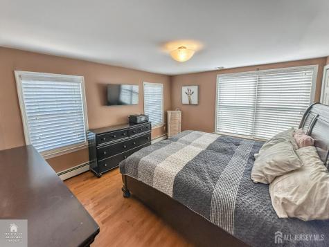 37 Boehmhurst Avenue Sayreville NJ 08872