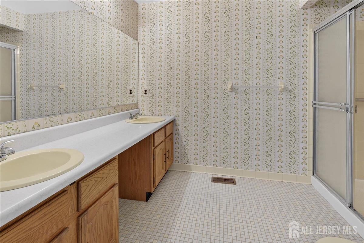 61 Tennyson Drive Plainsboro NJ 08536