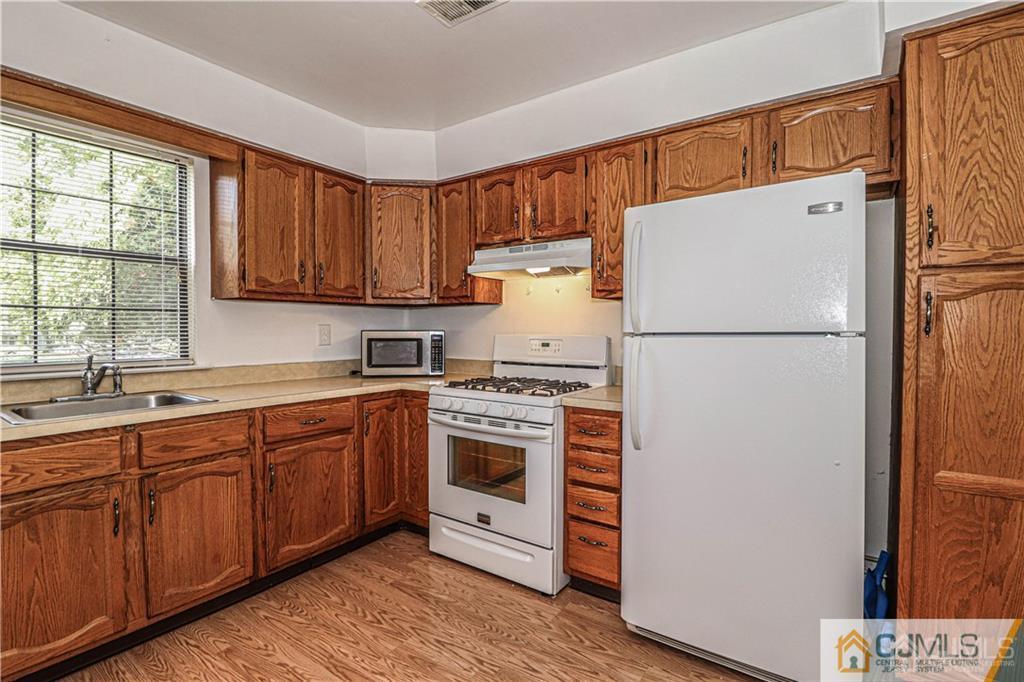 1904 Timber Oaks Road Edison NJ 08820
