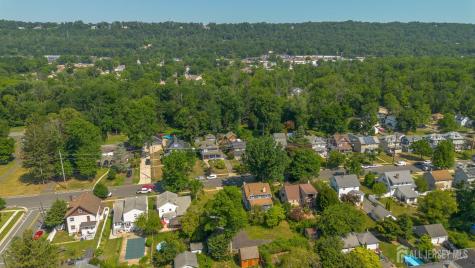 341 Mountainview Terrace Dunellen NJ 08812
