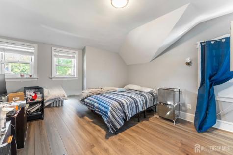 341 Mountainview Terrace Dunellen NJ 08812