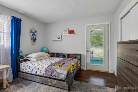 41 Pinetree Drive Sayreville NJ 08859