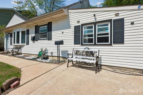 41 Pinetree Drive Sayreville NJ 08859
