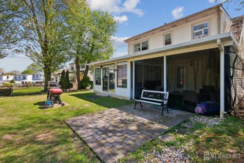41 Pinetree Drive Sayreville NJ 08859