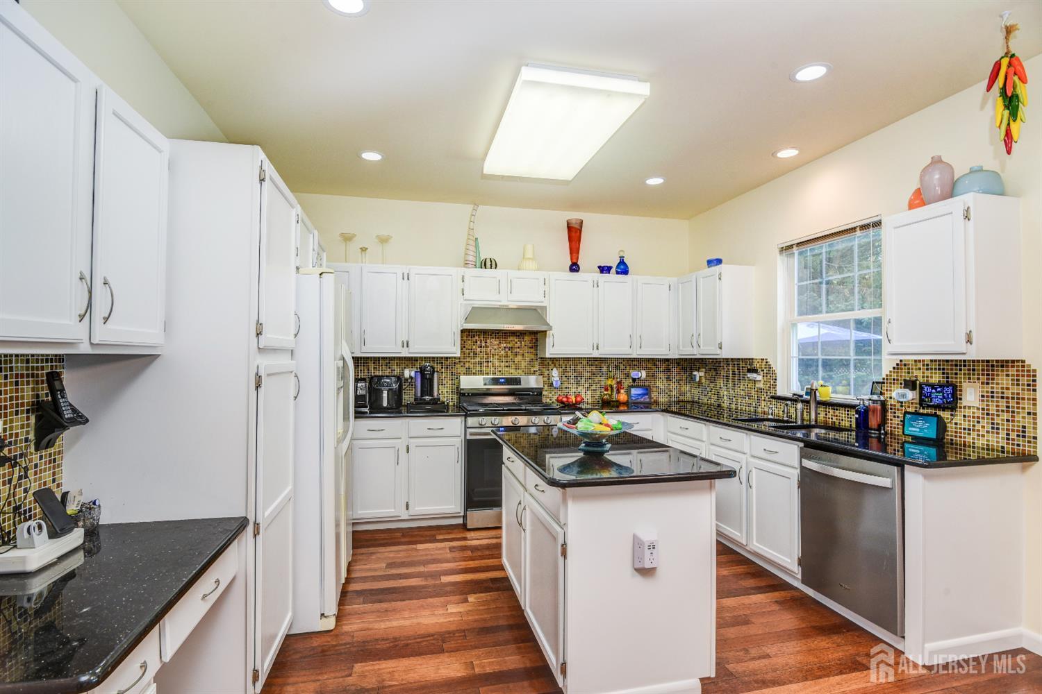 411 Perry Street Morganville NJ 07751