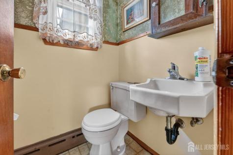 14 Chase Avenue Avenel NJ 07001