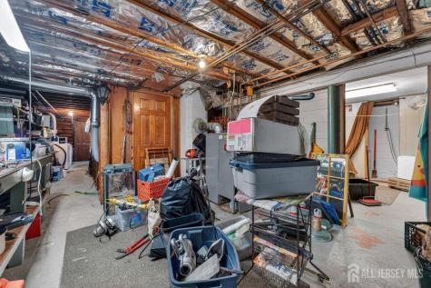 14 Chase Avenue Avenel NJ 07001