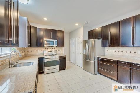 10 Eddington Lane Monroe NJ 08831