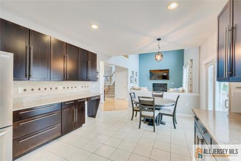 10 Eddington Lane Monroe NJ 08831