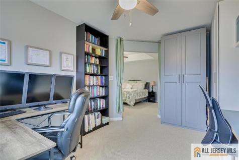 10 Eddington Lane Monroe NJ 08831