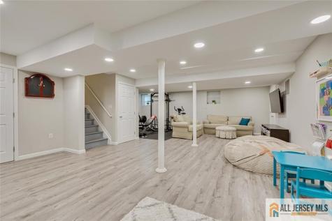 10 Eddington Lane Monroe NJ 08831