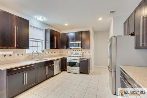 10 Eddington Lane Monroe NJ 08831