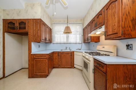 1120 Madison Hill Road Clark NJ 07066