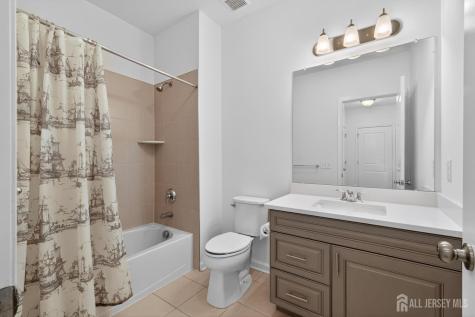 197 Roosevelt Drive Wood-Ridge NJ 07075