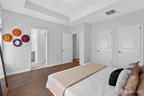 197 Roosevelt Drive Wood-Ridge NJ 07075
