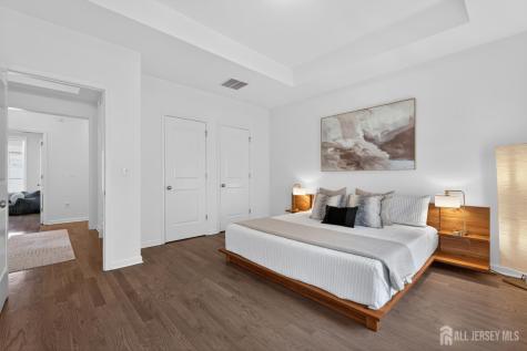 197 Roosevelt Drive Wood-Ridge NJ 07075