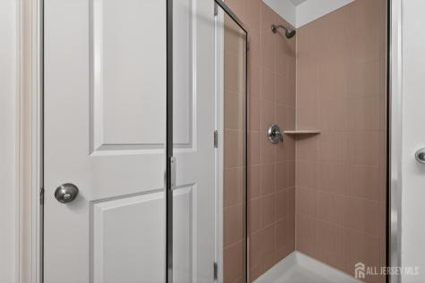 197 Roosevelt Drive Wood-Ridge NJ 07075