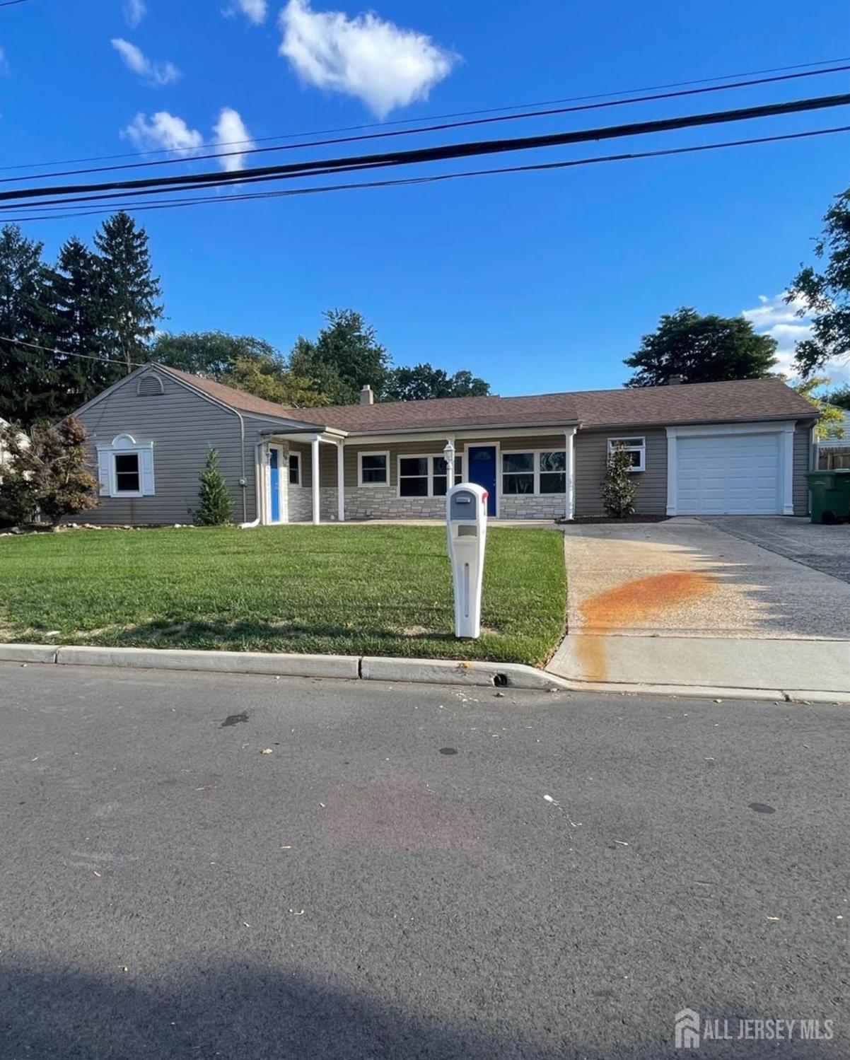 3 Pillar Drive Sayreville NJ 08879