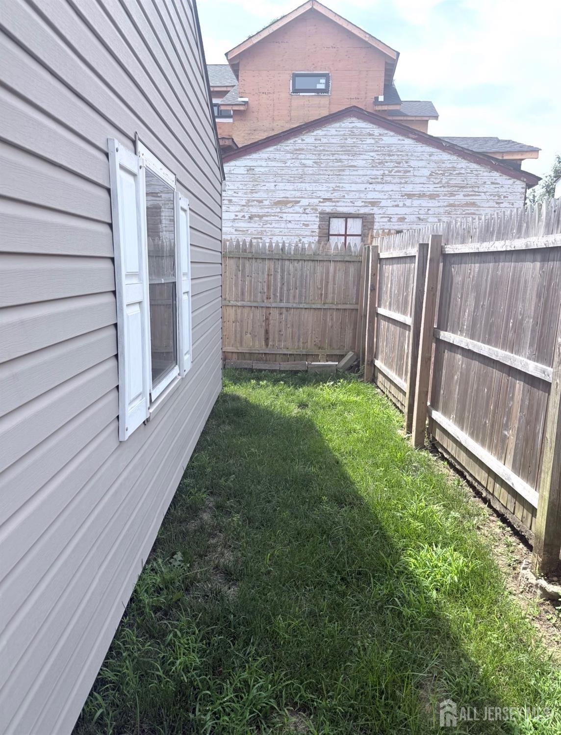 3 Pillar Drive Sayreville NJ 08879