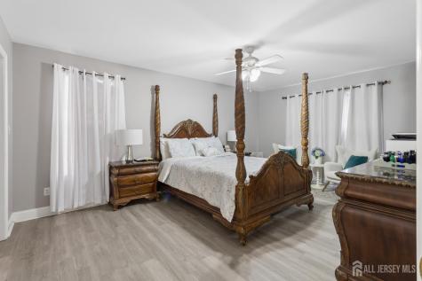 531 Manor Road Beverly NJ 08010