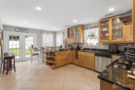 531 Manor Road Beverly NJ 08010