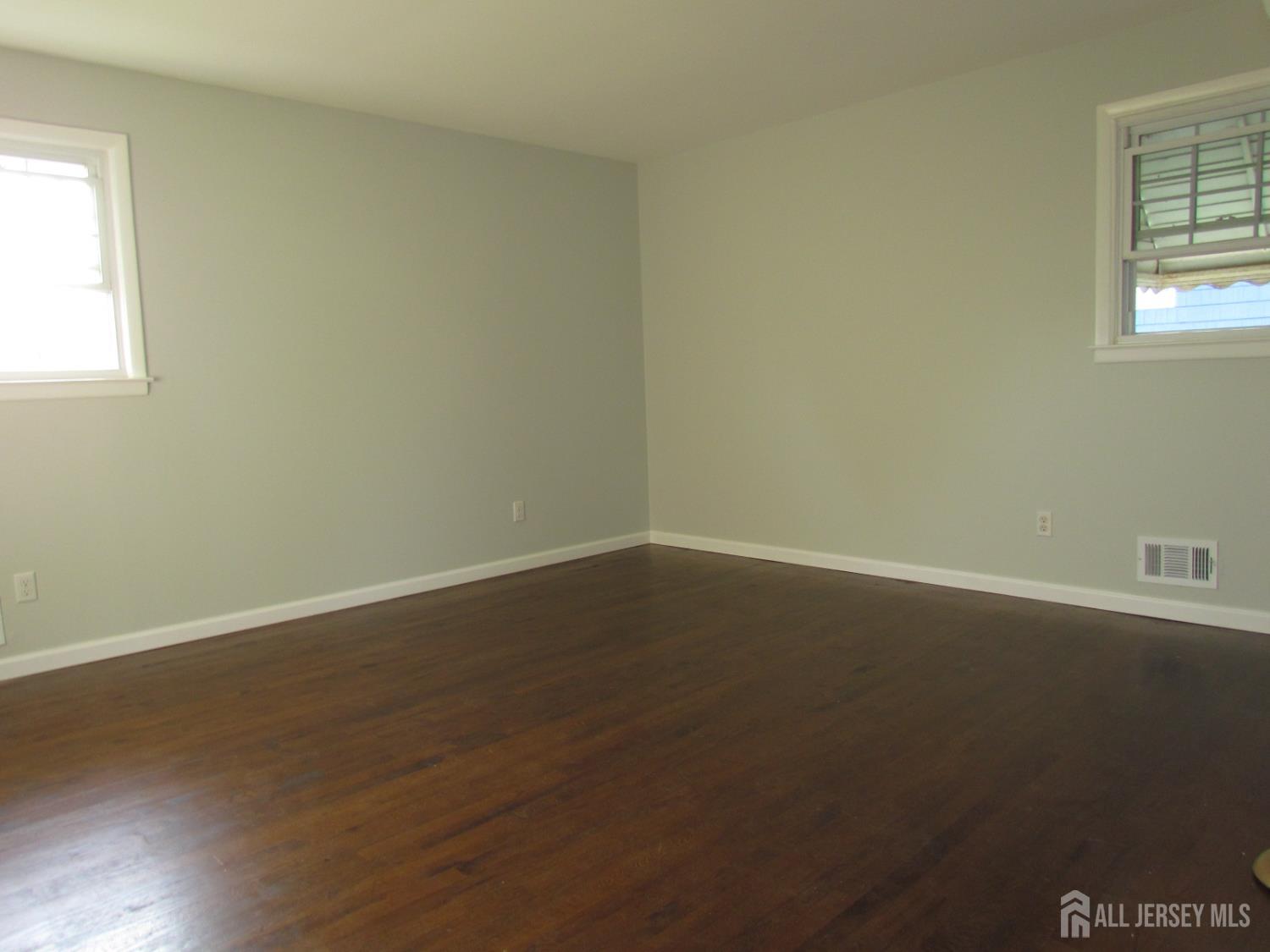 5284 Deborah Drive Piscataway NJ 08854