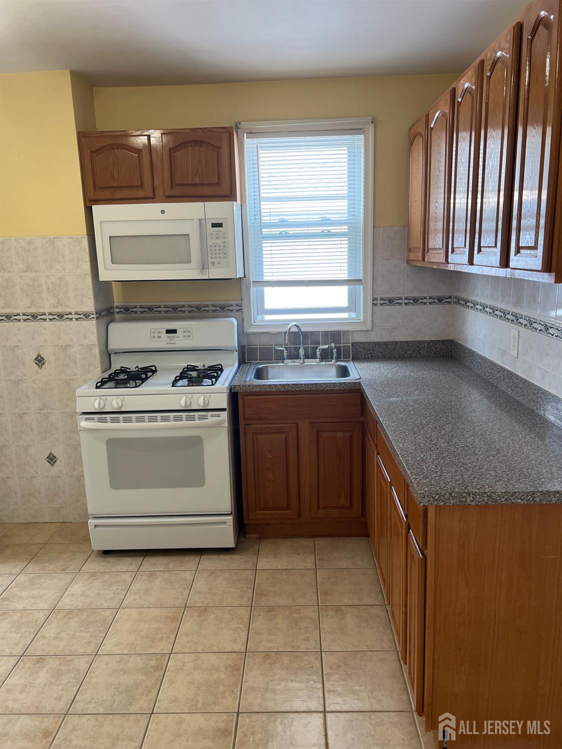 44 High Street New Brunswick NJ 08901