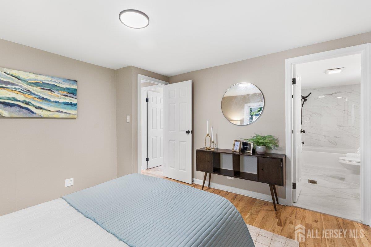 35 Deer Way Manalapan NJ 07726