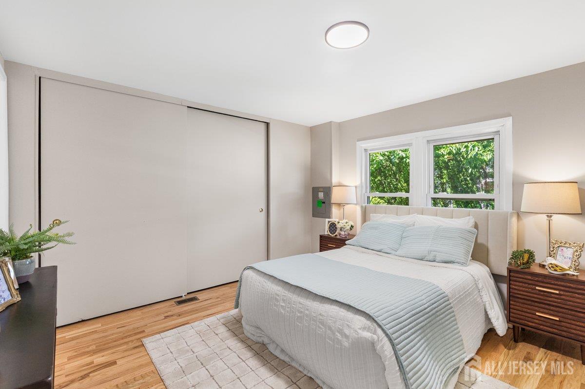 35 Deer Way Manalapan NJ 07726