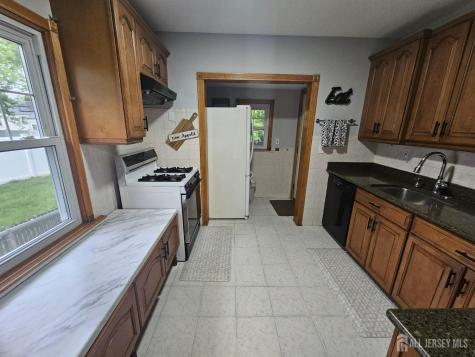 1929 Barnett Street Rahway NJ 07065